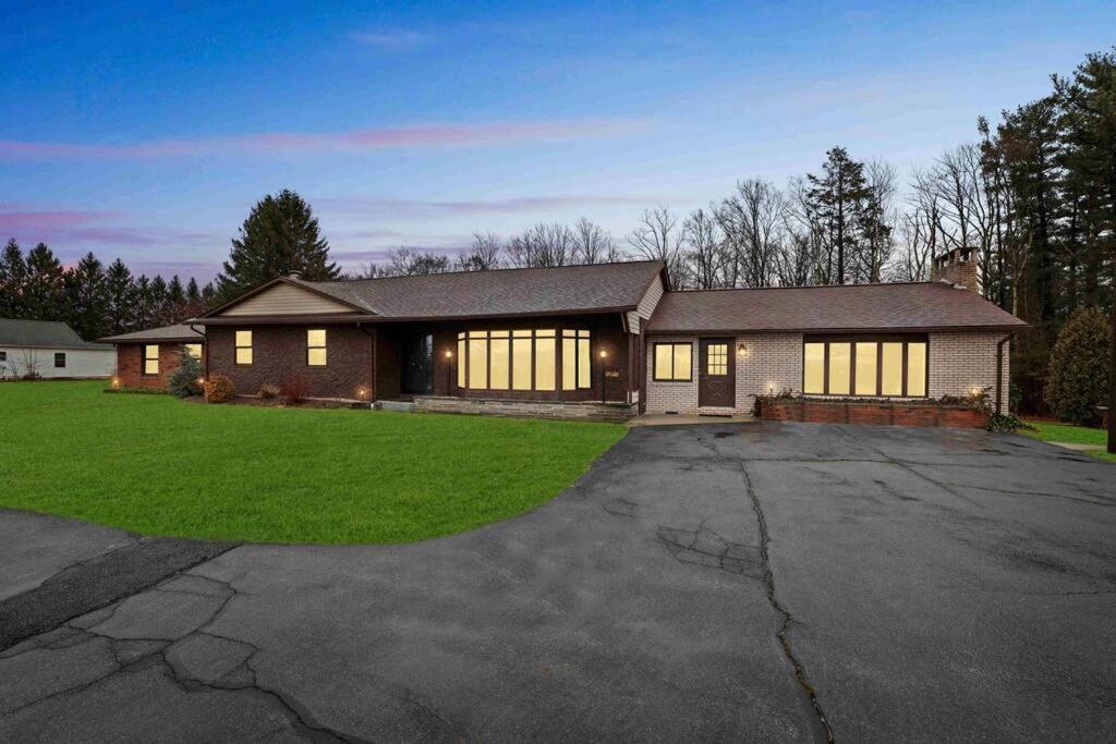 Luxury-cabin Mount View *gym*game *fire Place Holiday home *